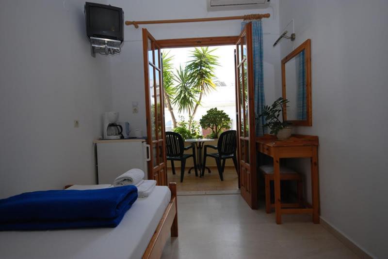 Flisvos Rooms Plakias Rum bild